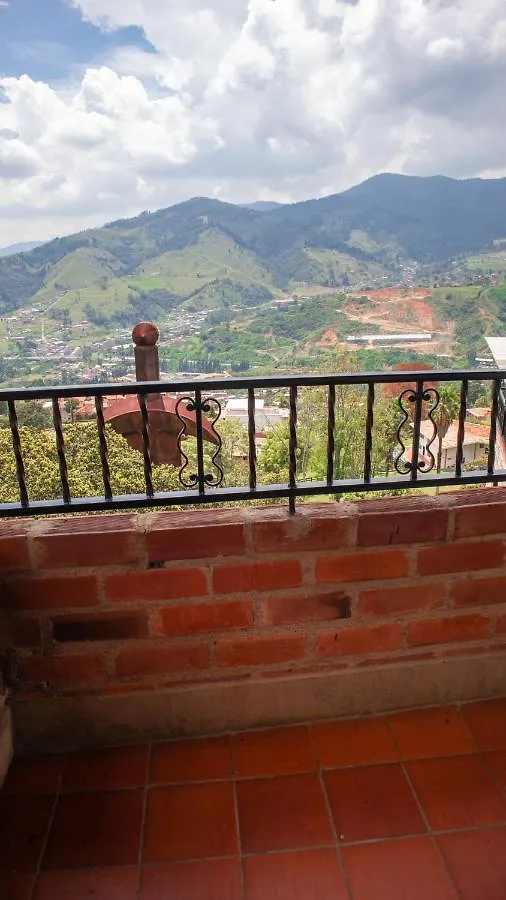Casa De Arte Monte Sinai Vendégház Medellín Hétvégi ház