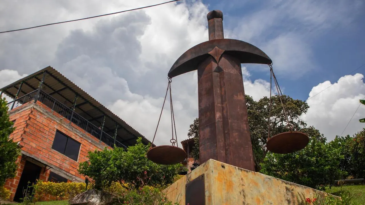 Casa De Arte Monte Sinai Vendégház Medellín Hétvégi ház