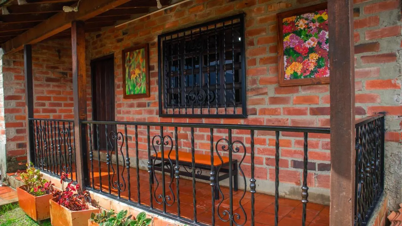 Casa De Arte Monte Sinai Vendégház Medellín 0*,